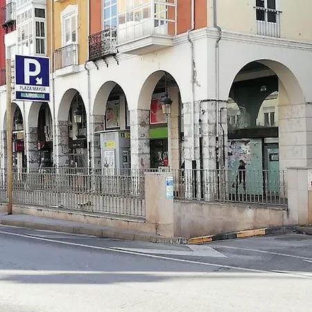 Atuaire Home En La Plaza Mayor De Burgos Parking Incluido Exterior photo