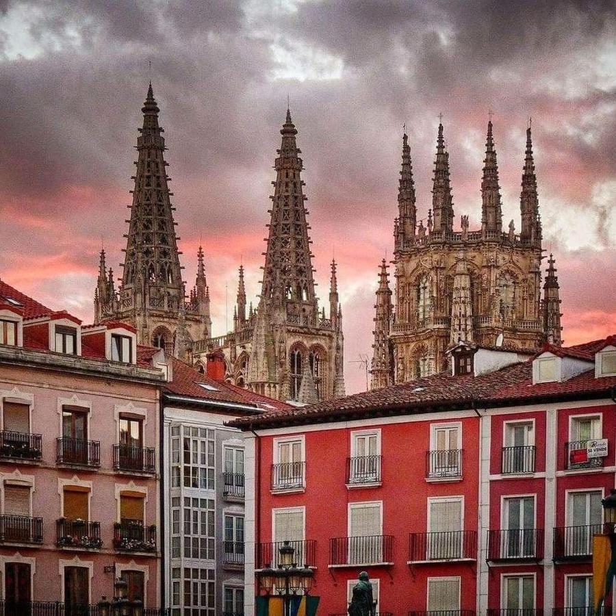 Vut Atuaire Plaza Mayor * Burgo